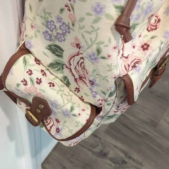 Mossimo Supply Co Cream and Brown Floral Backpack NWOT - Picture 15 of 17